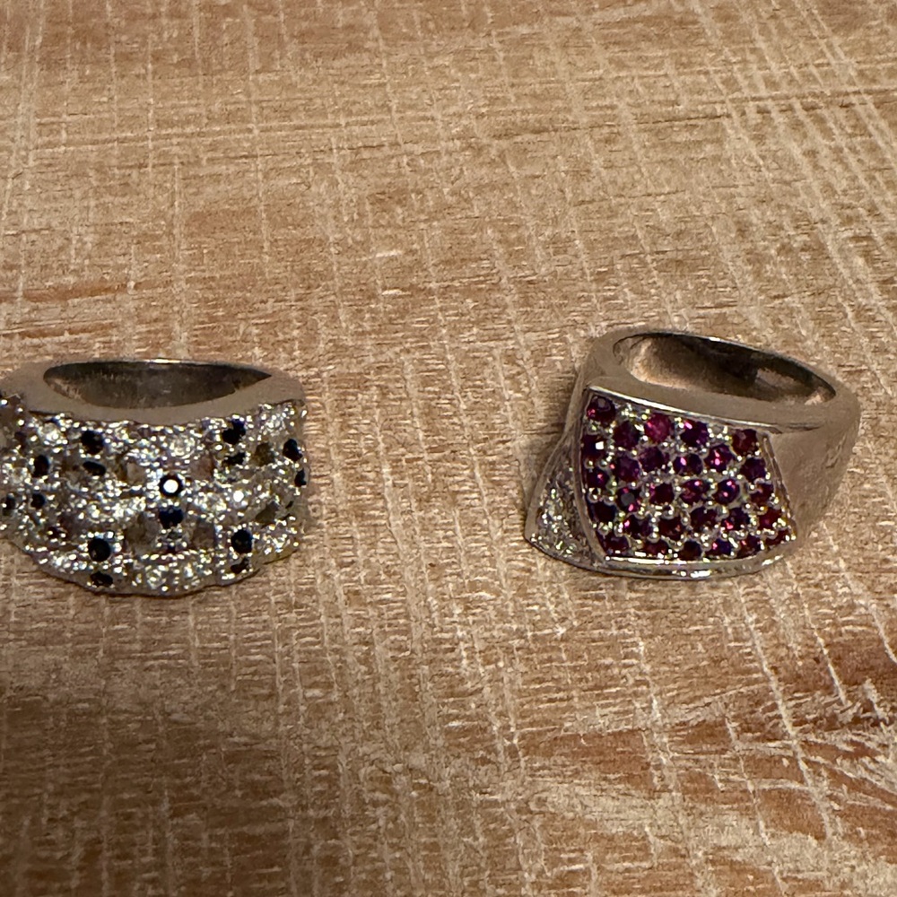 Lot Of Two Womens Silvertone Fashion Rings Sz 6